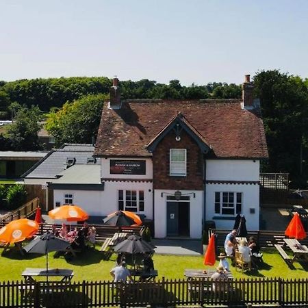 The Plough And Harrow Tilmanstone Hotell Deal Exteriör bild